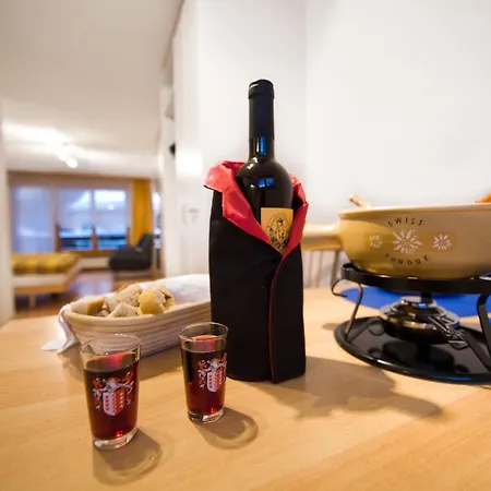 Haus Perelia C アパート ツェルマット